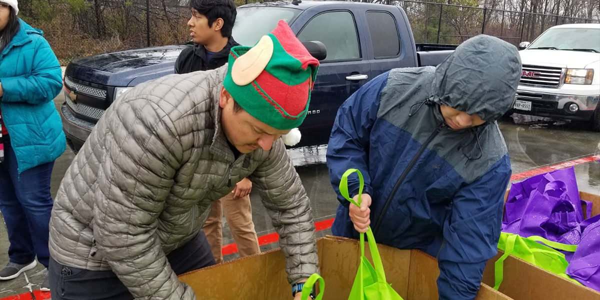 holiday meals to thousands